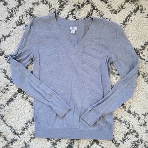 Grey V-neck Worthington Sweater Medium